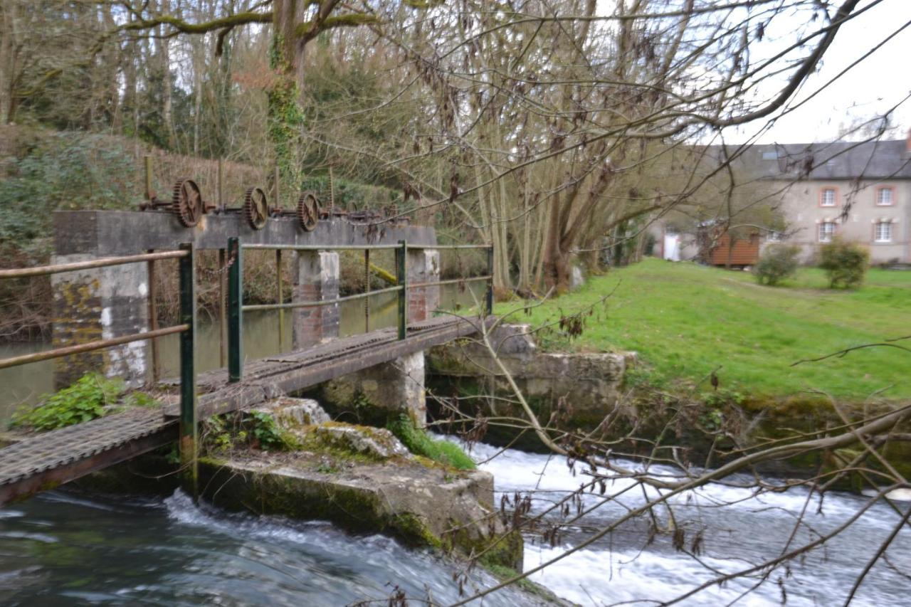 Le Moulin Et L'Olivier Three Bedroom Suite Chambon-sur-Cisse Kültér fotó